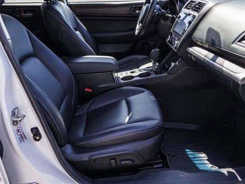 Used 2019 Subaru Outback 3.6R Limited image 30