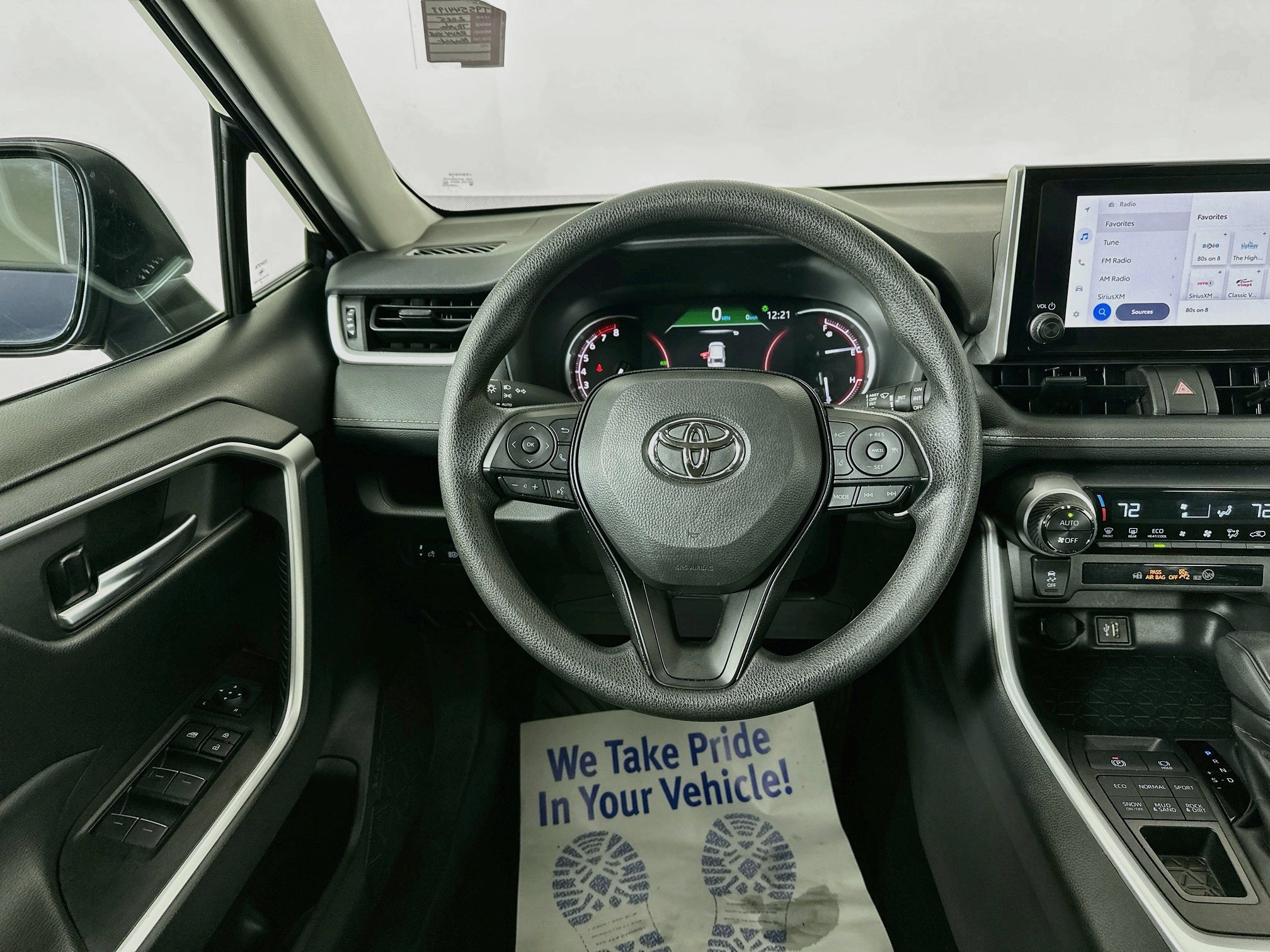 Certified 2025 Toyota RAV4 XLE AWD/4WD image 20