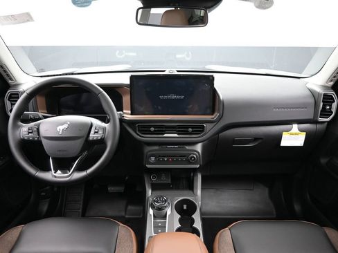 New 2025 Ford Bronco Sport Outer Banks w/ Sasquatch Outer Banks Package AWD/4WD image 24