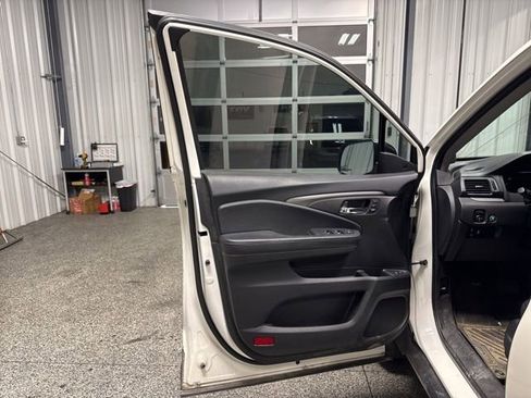 Used 2019 Honda Pilot EX-L image 6