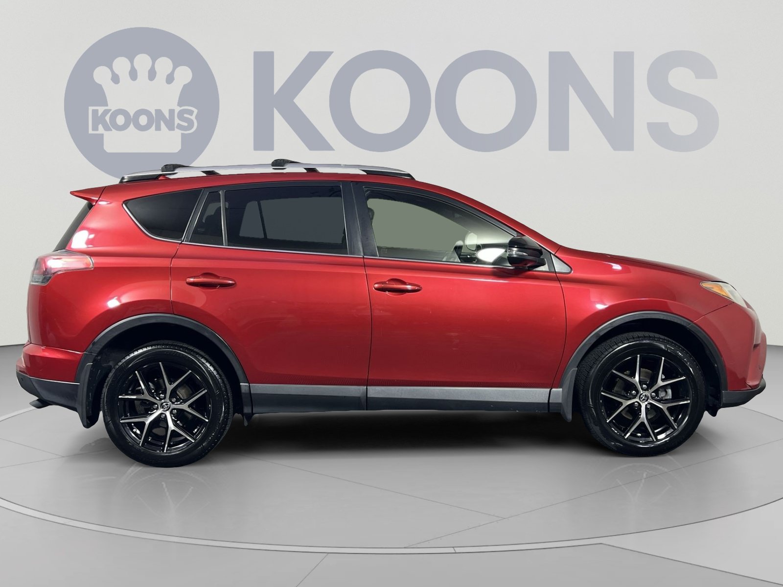 Used 2016 Toyota RAV4 SE w/ Advanced Technology Package AWD/4WD image 8