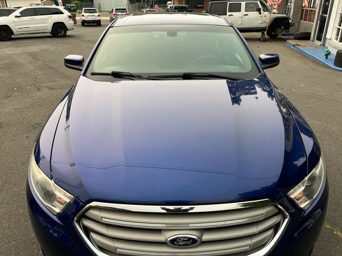 Used 2015 Ford Taurus SEL w/ Equipment Group 201A FWD image 8