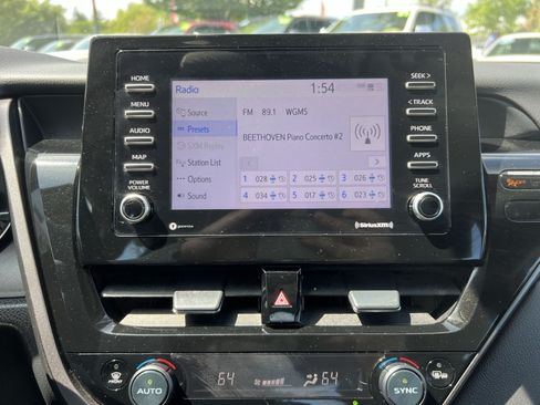 Used 2022 Toyota Camry SE AWD/4WD image 18