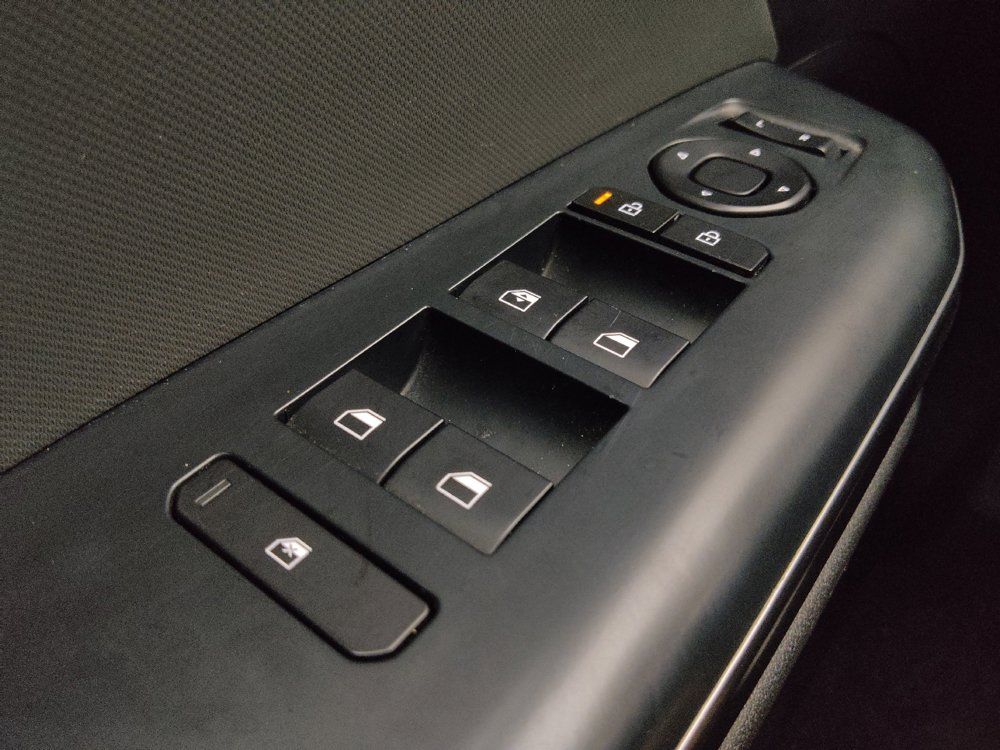 Used 2025 Kia K4 FWD image 27
