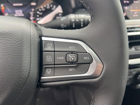 New 2026 Jeep Compass Limited image 25