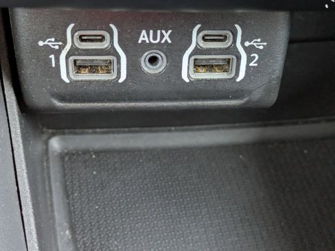 Used 2024 Dodge Durango GT image 24