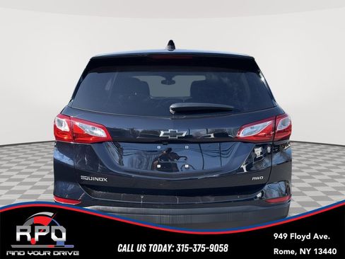 Used 2020 Chevrolet Equinox LS w/ LS Convenience Package image 4