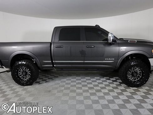 Used 2024 RAM 2500 Limited image 4