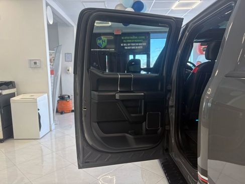 Used 2018 Ford F150 Lariat w/ Equipment Group 502A Luxury image 43