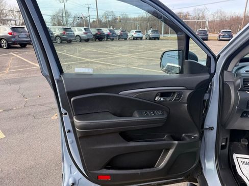 Used 2023 Honda Ridgeline RTL image 10