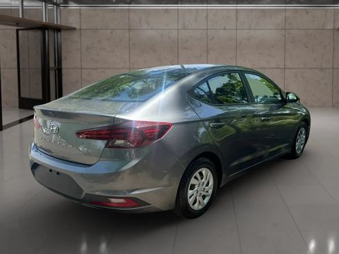 Used 2020 Hyundai Elantra SE w/ Cargo Package (C1) FWD image 7