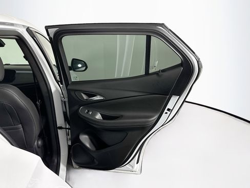 Used 2025 Buick Encore GX Preferred image 28