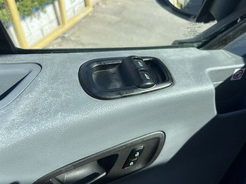 Used 2019 Ford Transit 250 148 High Roof Extended image 17