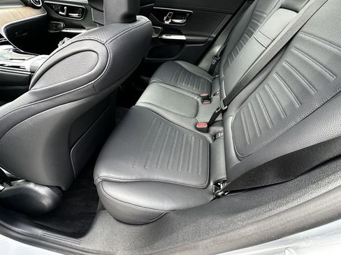 Certified 2024 Mercedes-Benz GLC 300 image 24
