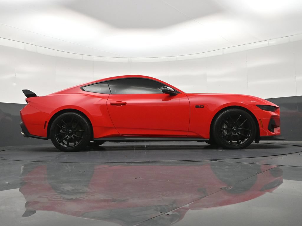 Used 2025 Ford Mustang GT Premium RWD image 29