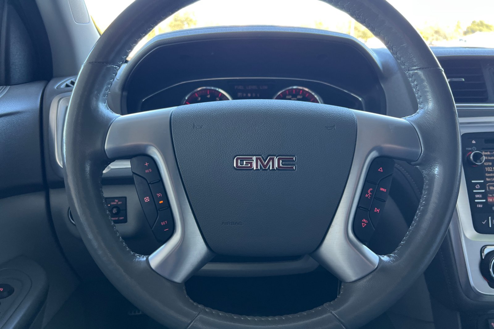 Used 2014 GMC Acadia SLT FWD image 23