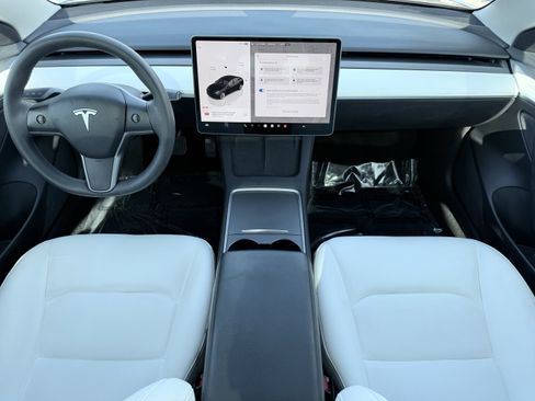 Used 2023 Tesla Model 3 Standard Range image 56