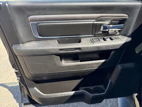 Used 2022 RAM 1500 Classic Warlock w/ Electronics Group AWD/4WD image 10