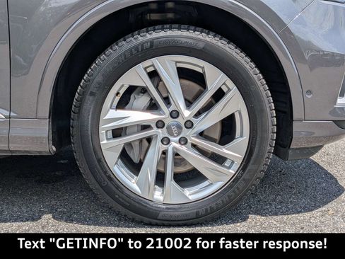 Used 2020 Audi Q7 2.0T Premium Plus w/ Premium Plus Package AWD/4WD image 14