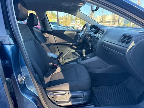 Used 2016 Volkswagen Jetta S image 18