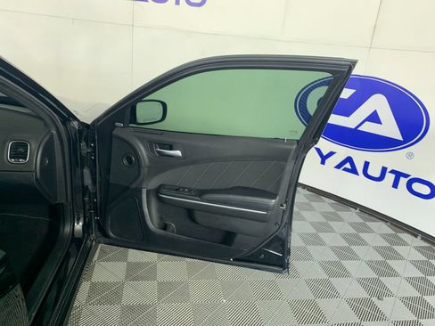Used 2019 Dodge Charger R/T RWD image 37
