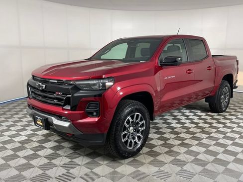 New 2026 Chevrolet Colorado Z71 w/ Technology Package AWD/4WD image 1