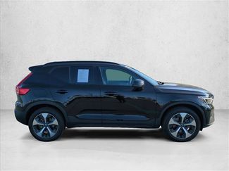 Used 2023 Volvo XC40 B5 Plus w/ Driver Assist Package video 4