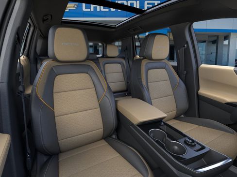 New 2026 Chevrolet Equinox ACTIV w/ Convenience Package III image 40