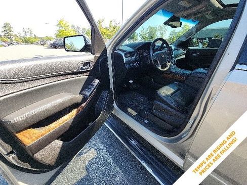 Used 2016 Chevrolet Suburban LTZ AWD/4WD image 26