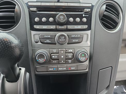 Used 2013 Honda Pilot EX image 24