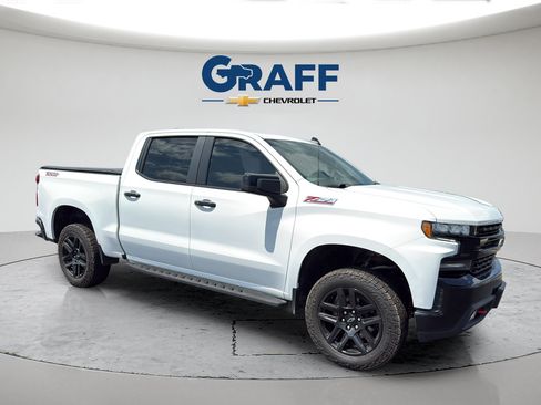 Used 2021 Chevrolet Silverado 1500 LT Trail Boss w/ Bed Protection Package AWD/4WD image 16