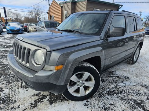 Used 2013 Jeep Patriot Latitude w/ Sun/Sound Group image 1