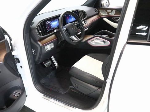 Certified 2025 Mercedes-Benz GLE 450e 4MATIC image 20
