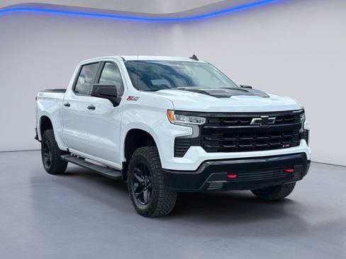 Used 2024 Chevrolet Silverado 1500 LT Trail Boss w/ Protection Package AWD/4WD image 11