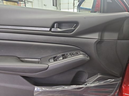 New 2026 Nissan Altima 2.5 SV w/ SV Special Edition Package FWD image 7