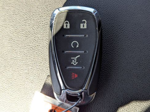 Used 2020 Chevrolet Equinox LT w/ Midnight Edition AWD/4WD image 20