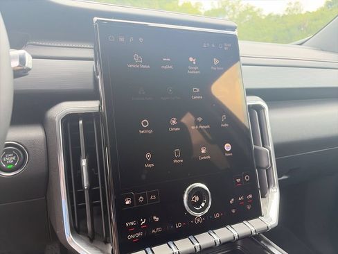 New 2026 GMC Acadia Elevation w/ Black Edition FWD image 19