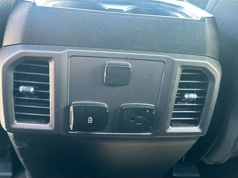 Used 2020 Ford F150 XLT w/ Equipment Group 302A Luxury AWD/4WD image 24