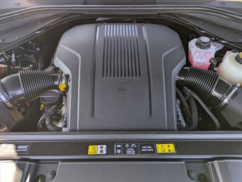 New 2025 Land Rover Range Rover SE image 18