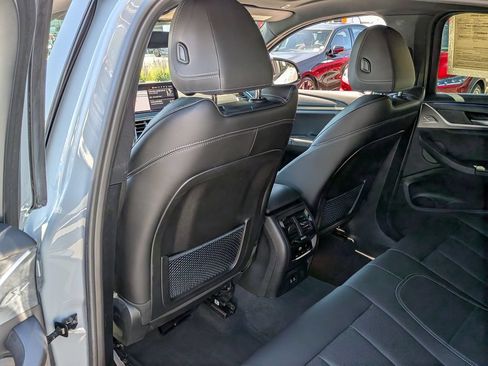 Used 2023 BMW X4 xDrive30i w/ M Sport Package AWD/4WD image 35