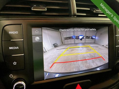 Used 2025 Kia Soul LX w/ LX Technology Package FWD image 27