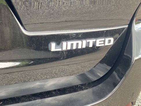 Used 2024 Jeep Grand Cherokee L Limited w/ Trailer Tow Package AWD/4WD image 6