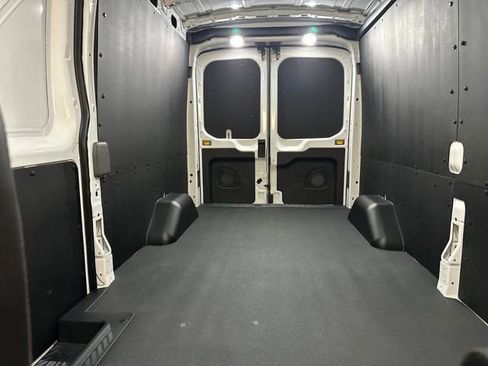 New 2026 Ford Transit 250 148 Medium Roof image 16