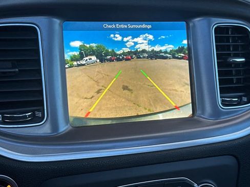 Used 2019 Dodge Charger R/T w/ Driver Confidence Group RWD image 18