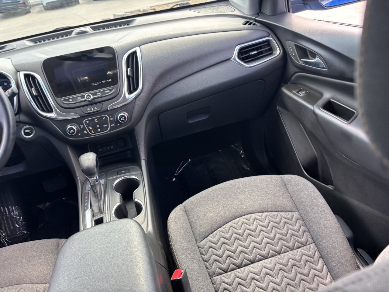 Used 2024 Chevrolet Equinox LT FWD image 14