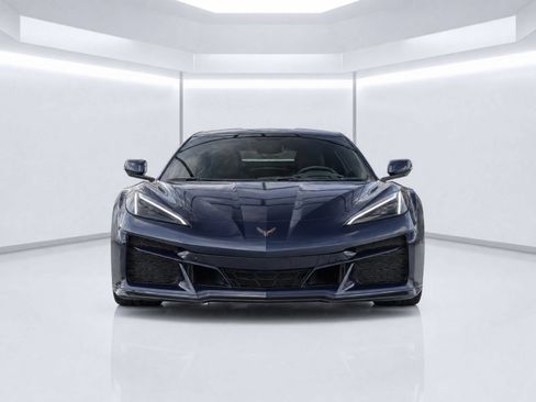Used 2023 Chevrolet Corvette Z06 RWD image 5
