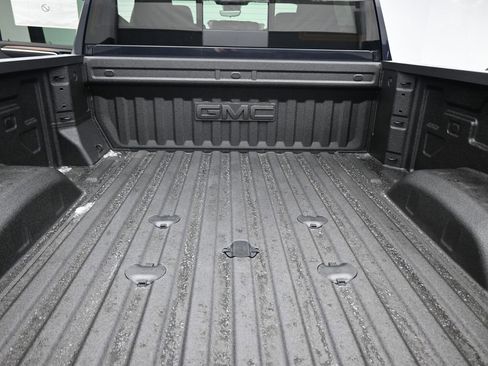 New 2026 GMC Sierra 2500 Denali w/ Denali Reserve Package image 17