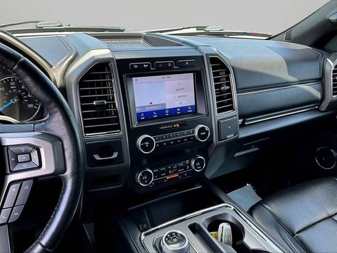 Used 2021 Ford Expedition XLT AWD/4WD image 9