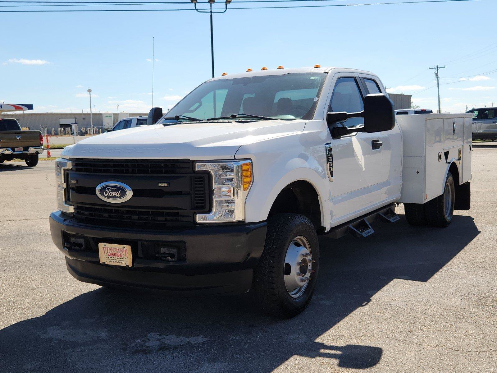 Used 2017 Ford F350 XL w/ Snow Plow Prep Package AWD/4WD image 1