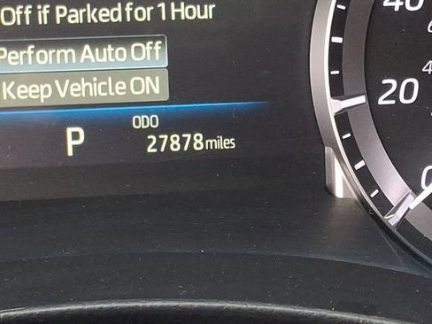 Used 2024 Toyota Highlander XLE image 22